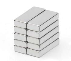 Magnet 15x6x3mm. mm